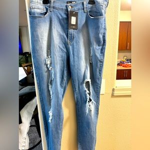 Fashion Nova 3x NEW WITH TAGS distressed jeans